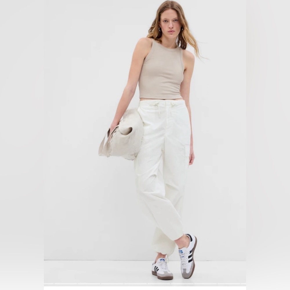 New Gap parachute cargo pants size L SOLD OUT